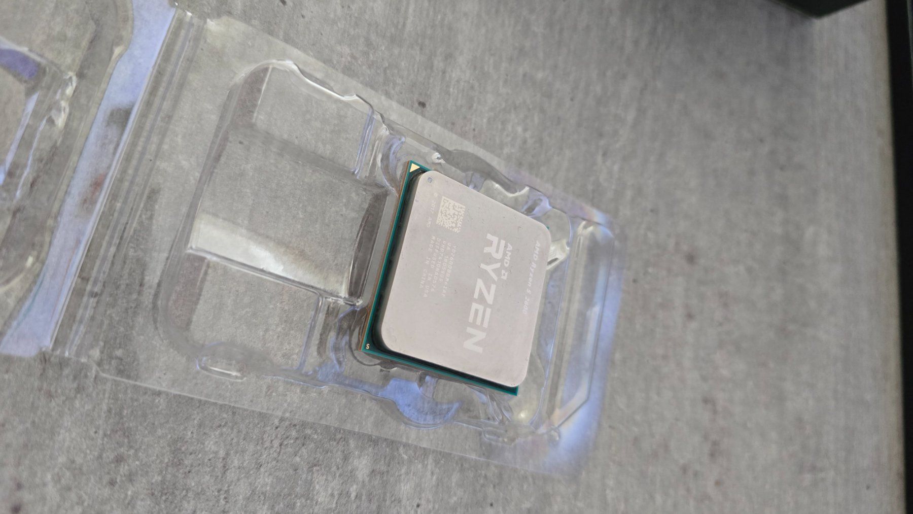 Amd PC: AMD Ryzen 5 2600 | 6 Core / 12 Threads | AM4 | Inkl. Cooler – Usato da Thun venduto da Charismea_CH 2