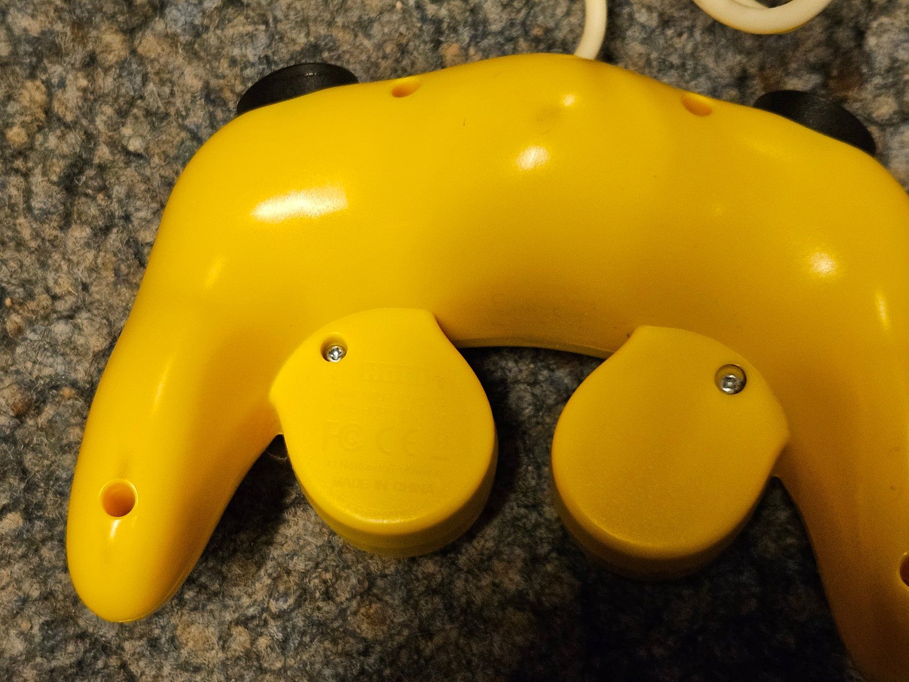 Nintendo Controller: Gelber Pikachu GameCube Controller für Nintendo Wii – Gebraucht aus Hindelbank von GameBoy1981 1