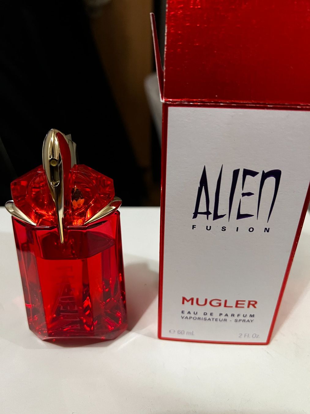 Mugler Profumi & Eau de Toilette: Mugler Alien Fusion EDP – Usato da Monthey venduto da Black-Cockatoo 2