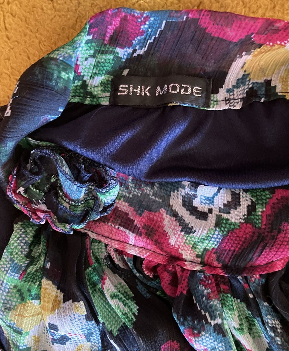 Top: Top motif fleuri très élégant  – Nuovo (secondo la descrizione) da Ardon venduto da hel_2sxp 3