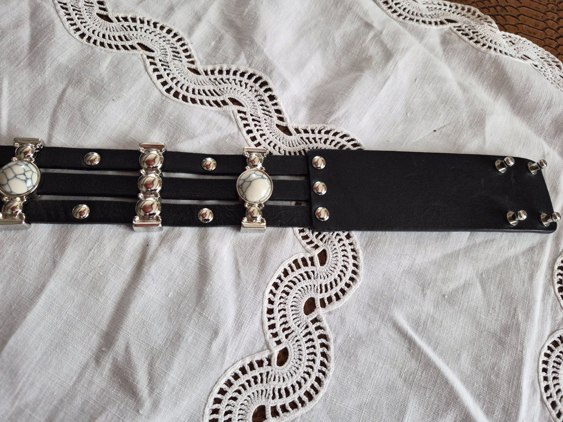Maje Cinture: Ceinture Maje en cuir de vachette – Nuovo (secondo la descrizione) da charmoille venduto da mir_my9f 5