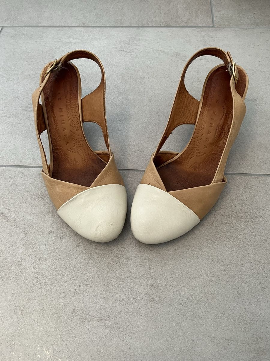 Chie Mihara Damenschuhe: Chie Mihara Slingpump – Gebraucht aus Nänikon von aoe_22fy