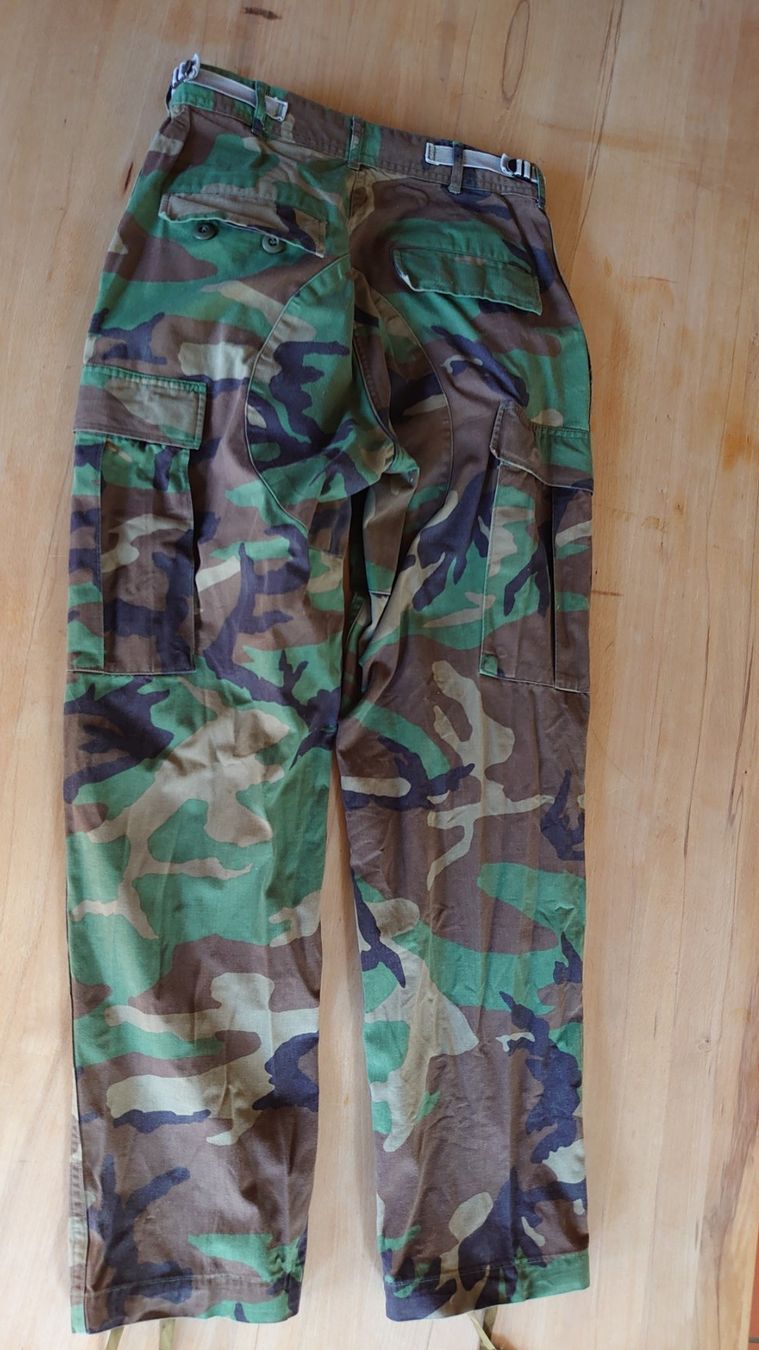 Pantaloni: US Cargo Pants woodland – Usato da Neuhausen am Rheinfall venduto da Boulderer 1