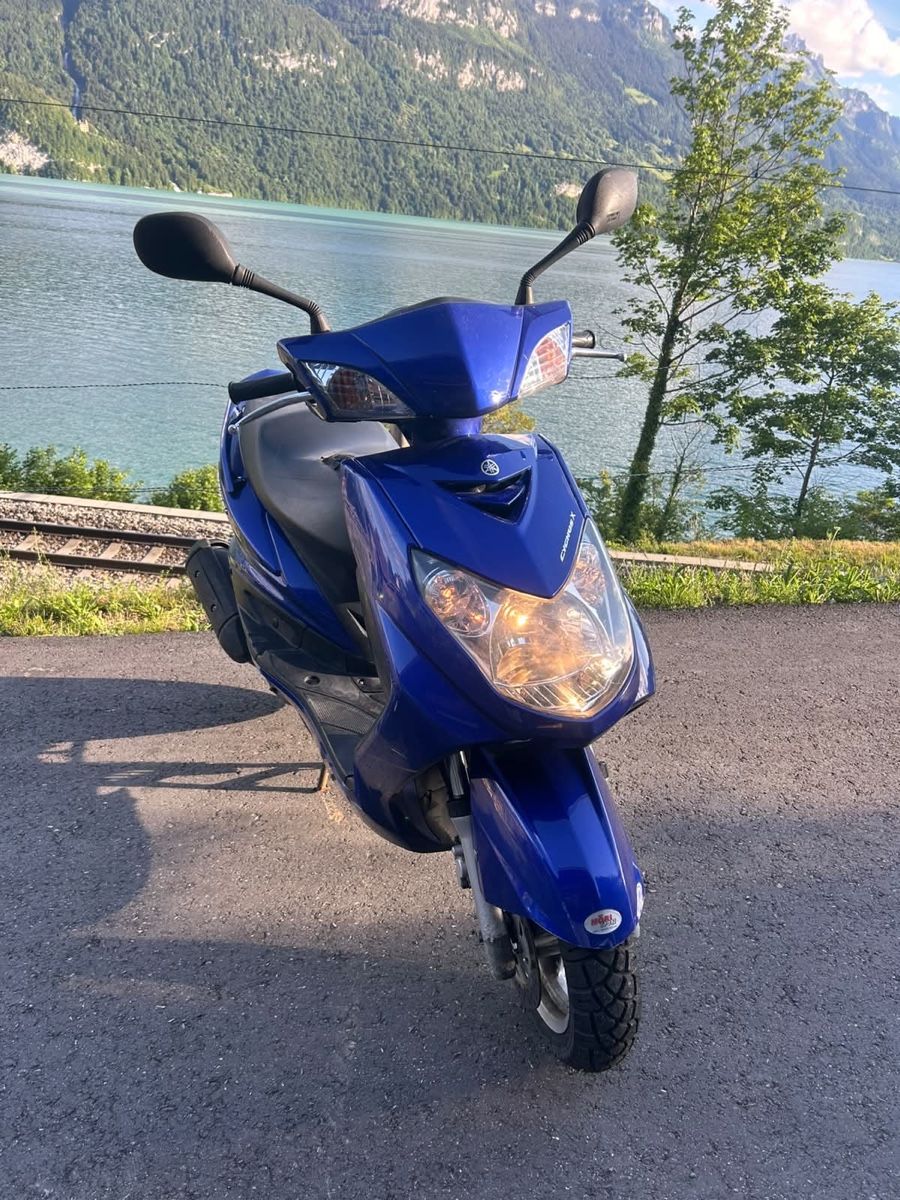 Yamaha Strada: Yamaha XC125 Cygnus X Roller, Blau – Usato da Brienz BE venduto da Freeracer 6