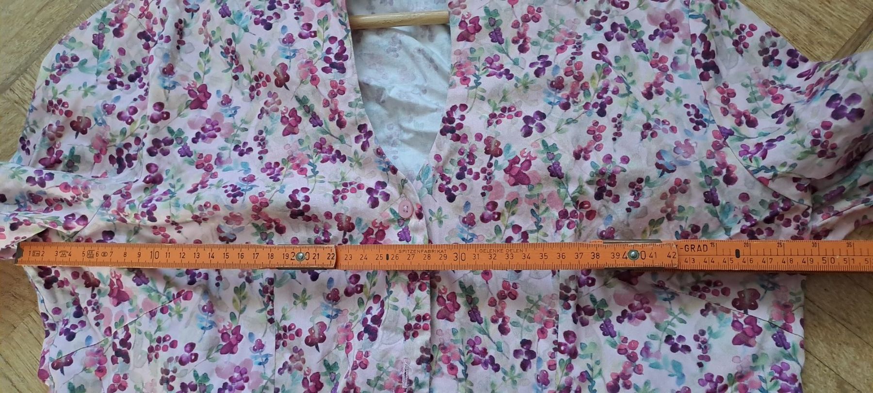 Camicette: Bluse – Usato da Kehrsatz venduto da bri_vpf2 2