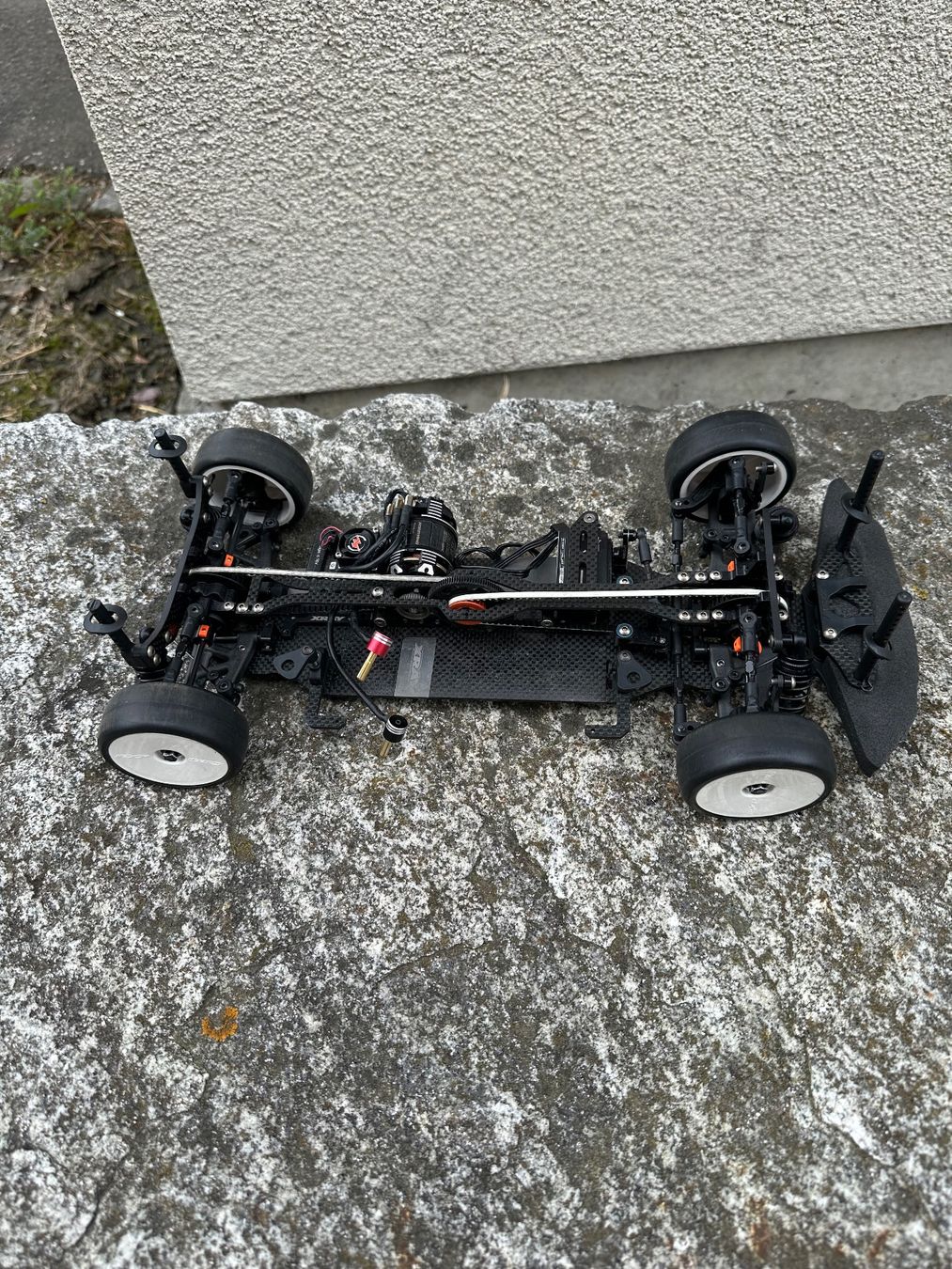 XRay Modellismo RC: XRay t4 2021 Stock Spec 1:10 RC – Usato da Uerkheim venduto da Crank99 4