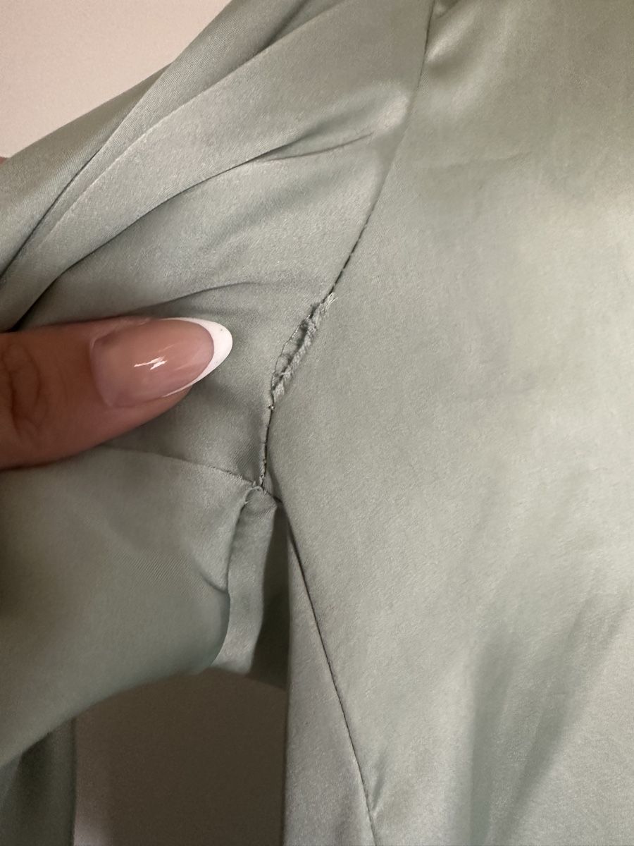 Zara Blusen: ZARA Bluse mintgrün Grösse M gebraucht – Gebraucht aus Reinach BL von Alles_muss_weg00 5