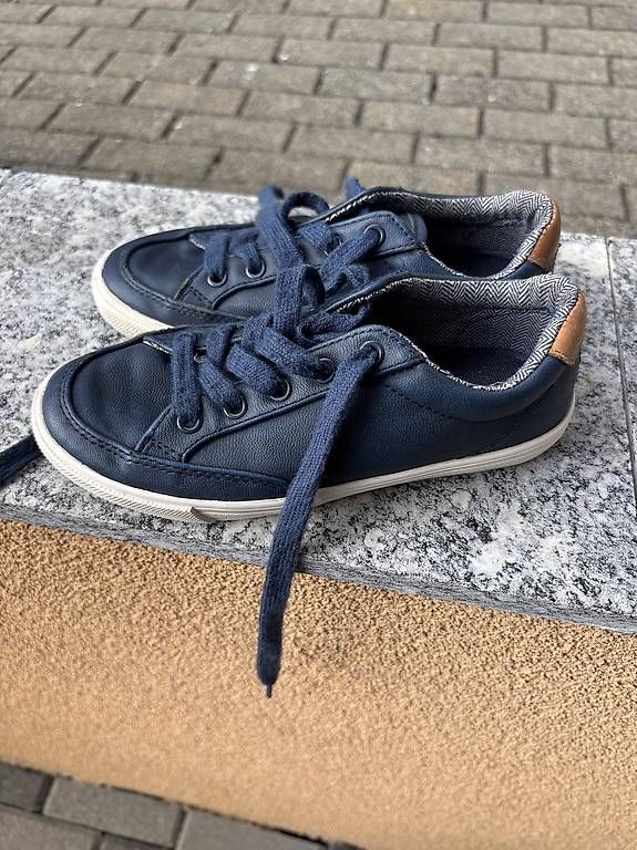 Scarpe per ragazzi: Scarpe 31 – Usato da Cresciano venduto da Koyol 4