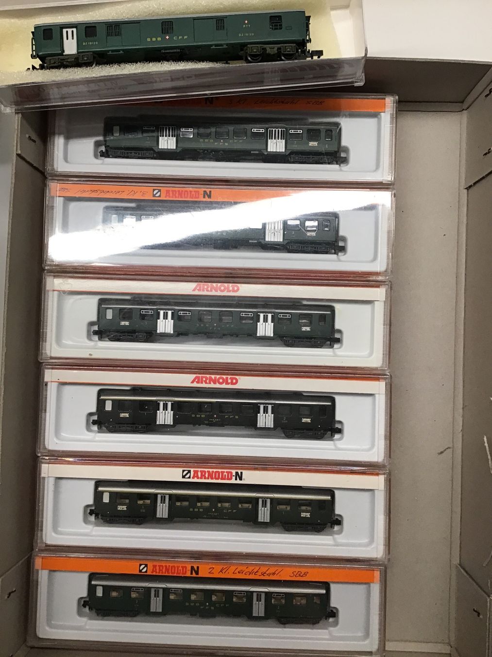 Arnold Modelleisenbahnen: Arnold N SBB CFF Wagen, 7 WAGEN ZUG – Neu (gemäss Beschreibung) aus Männedorf von Modellbau-wyss