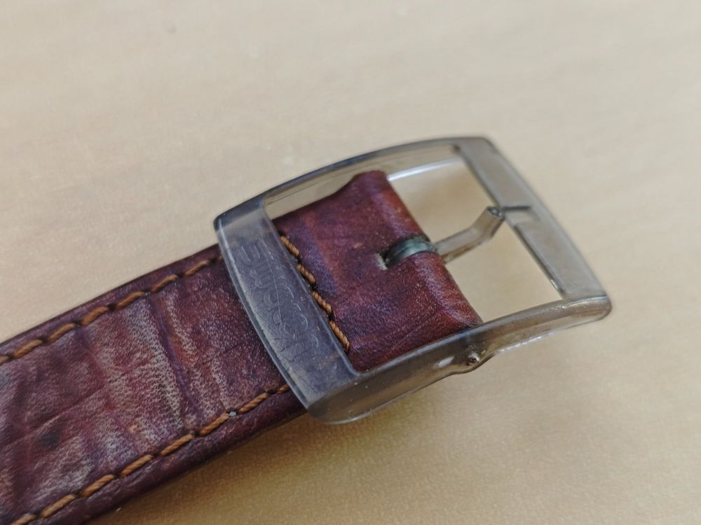 Swatch Chrono Goldfinger SCM100 - DER KULTCHRONO (Gebraucht) in Zetzwil ...