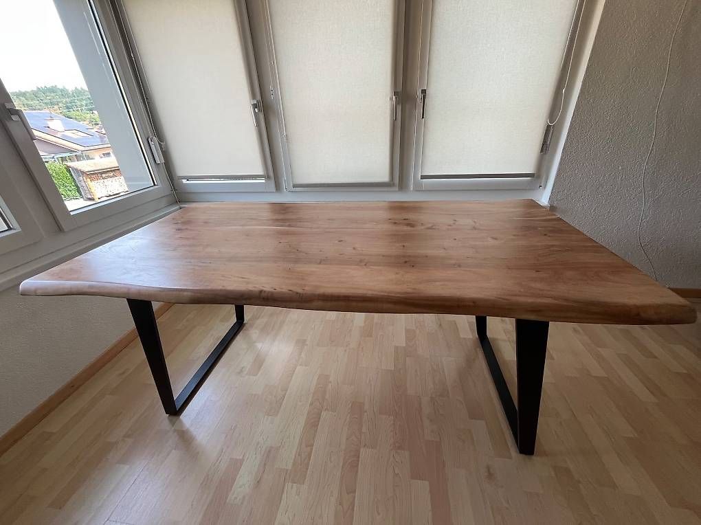 Tables: Esstisch – D'occasion à Hägglingen par mel_y9w5