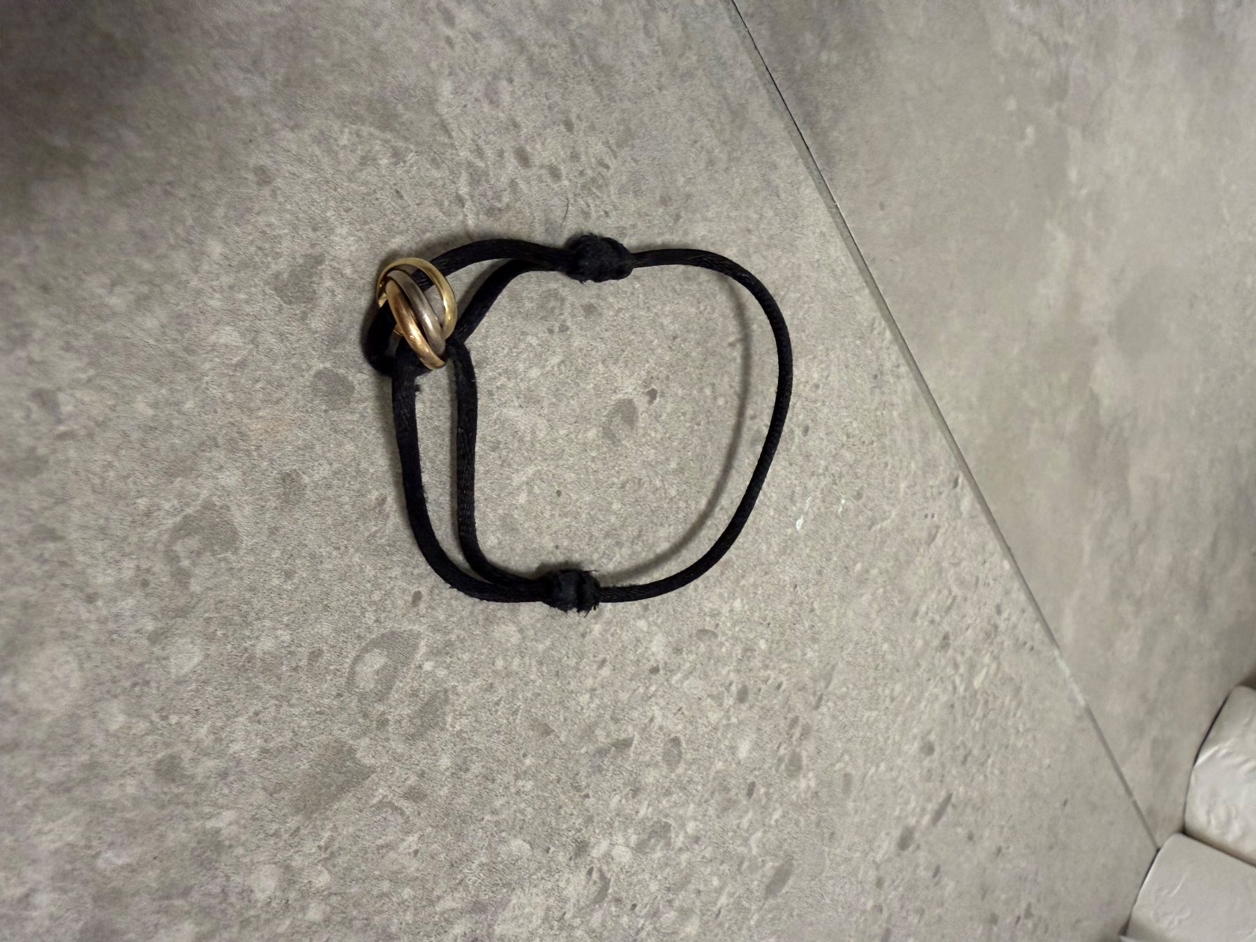 Cartier Bracciali & Braccialetti: Trinity armband Cartier – Usato da Tüscherz-Alfermée venduto da Josydem 1