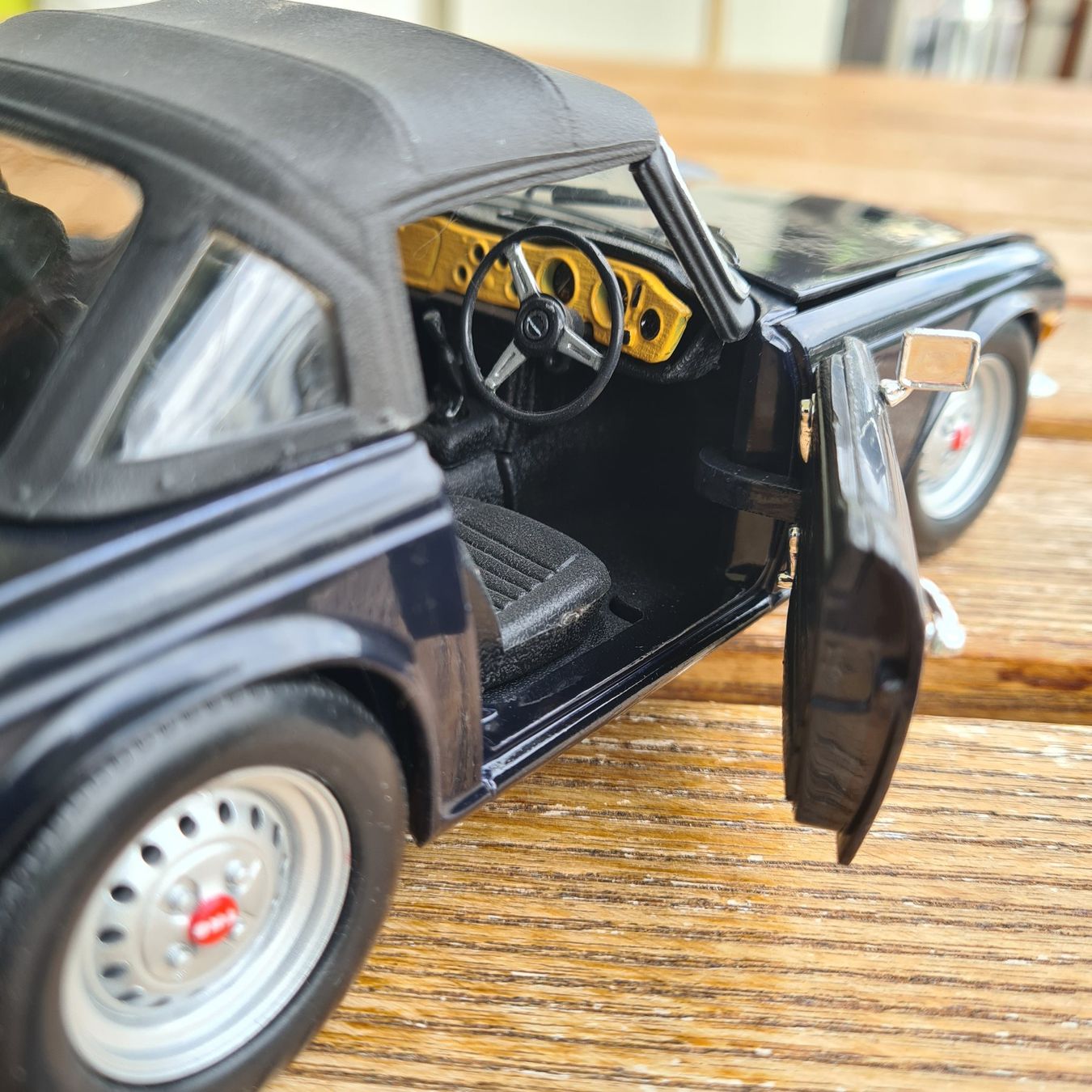 Triumph Modellautos: BRITAINS ERTL TRIUMPH TR6 – Gebraucht aus Basel von Solarbebop 4