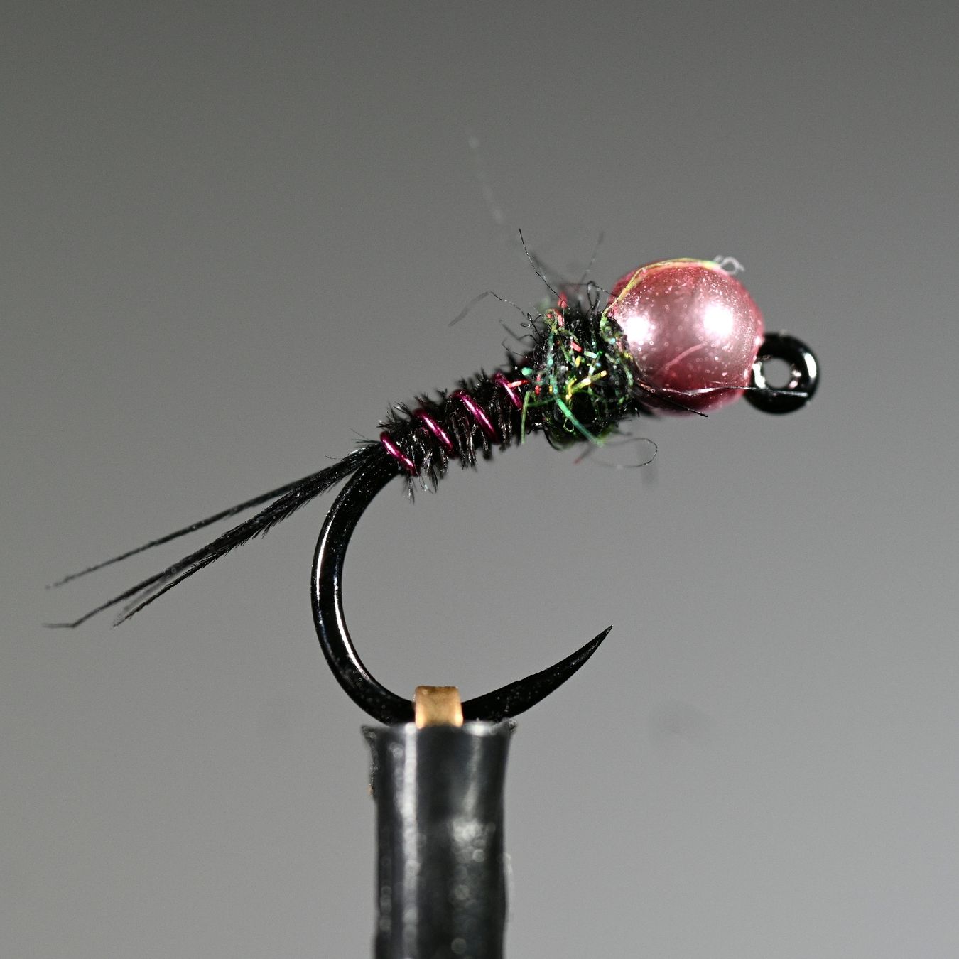 Esche: Box mit 32 Tungsten Nymphen – Nuovo (secondo la descrizione) da Degersheim venduto da HookedOnTheFly 6