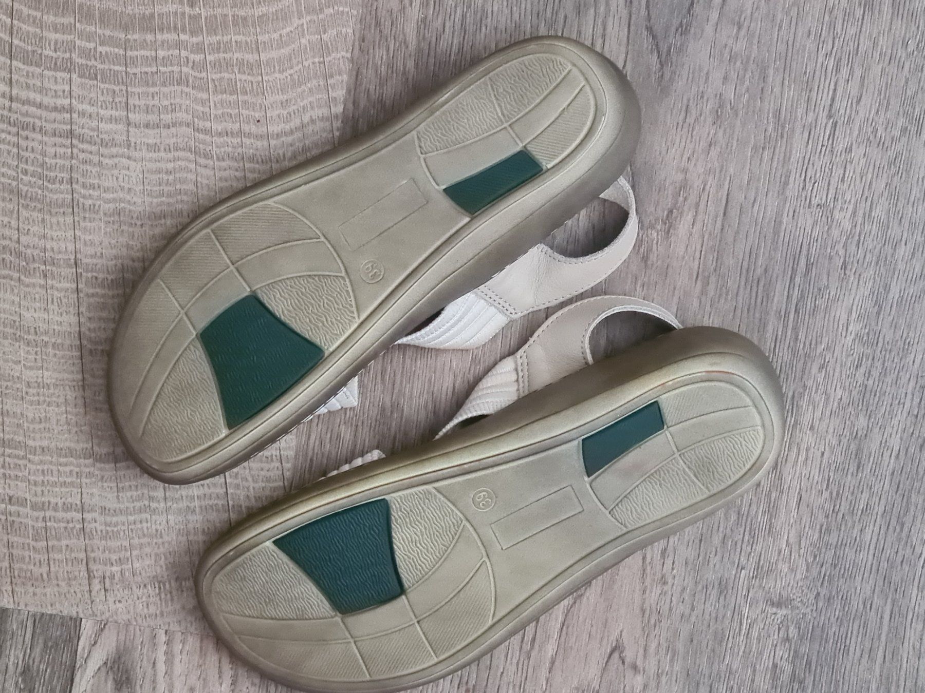 Scarpe da donna: hellbeige Sandalette Grösse 39 – Nuovo (secondo la descrizione) da Olten venduto da chaas21 4