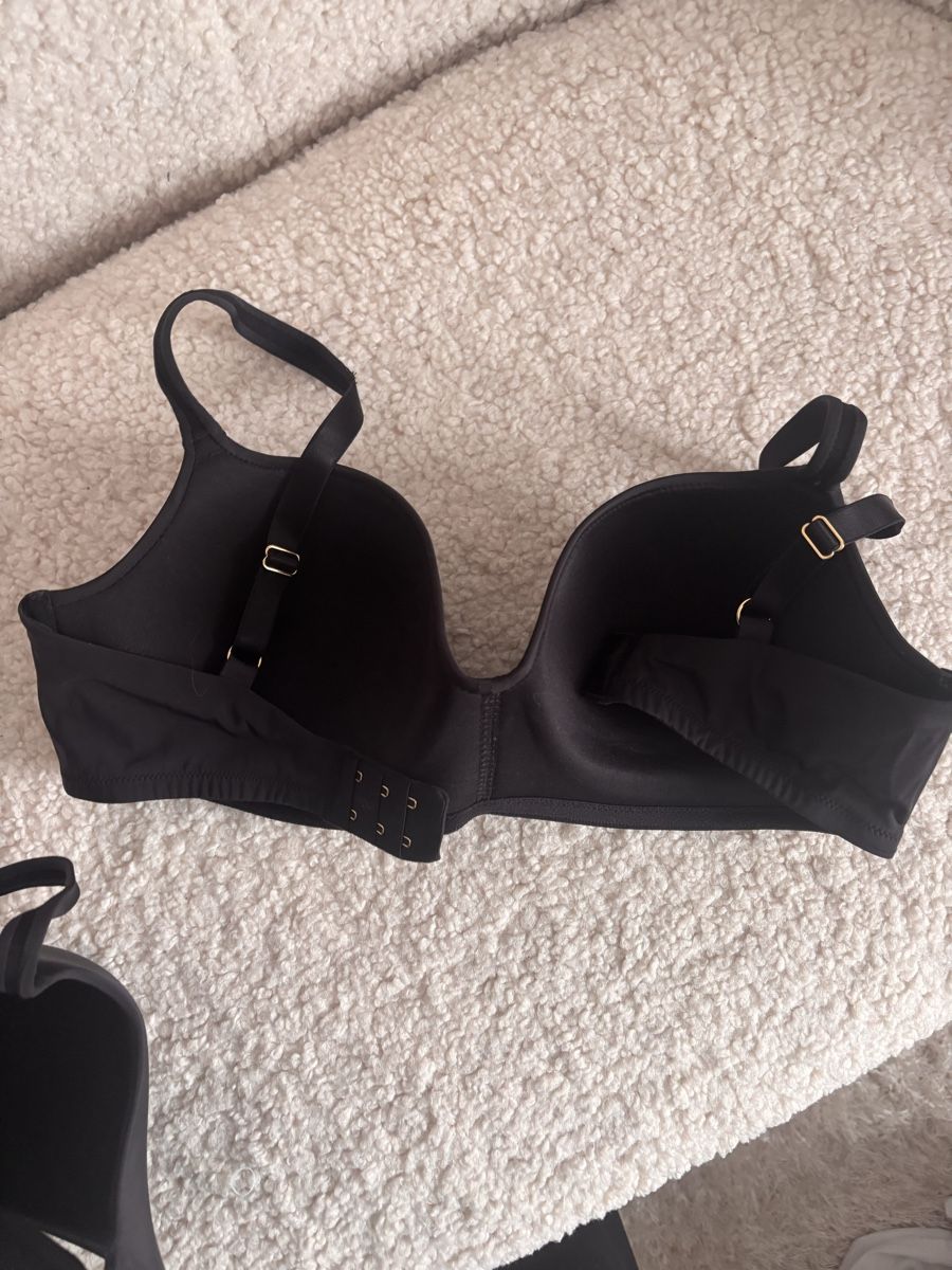 Triumph Altra biancheria intima: 2 Triumph BHs Grösse 80D schwarz – Nuovo (secondo la descrizione) da Frauenfeld venduto da myl_msh9 4