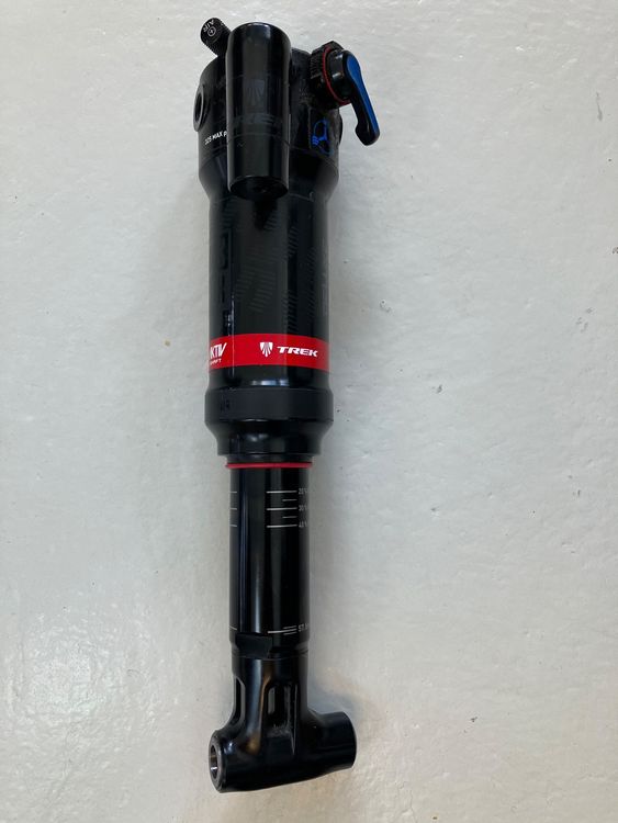 D Mpfer Rock Shox Deluxe Debonair Re Akiv Thrushaft X Kaufen Auf Ricardo