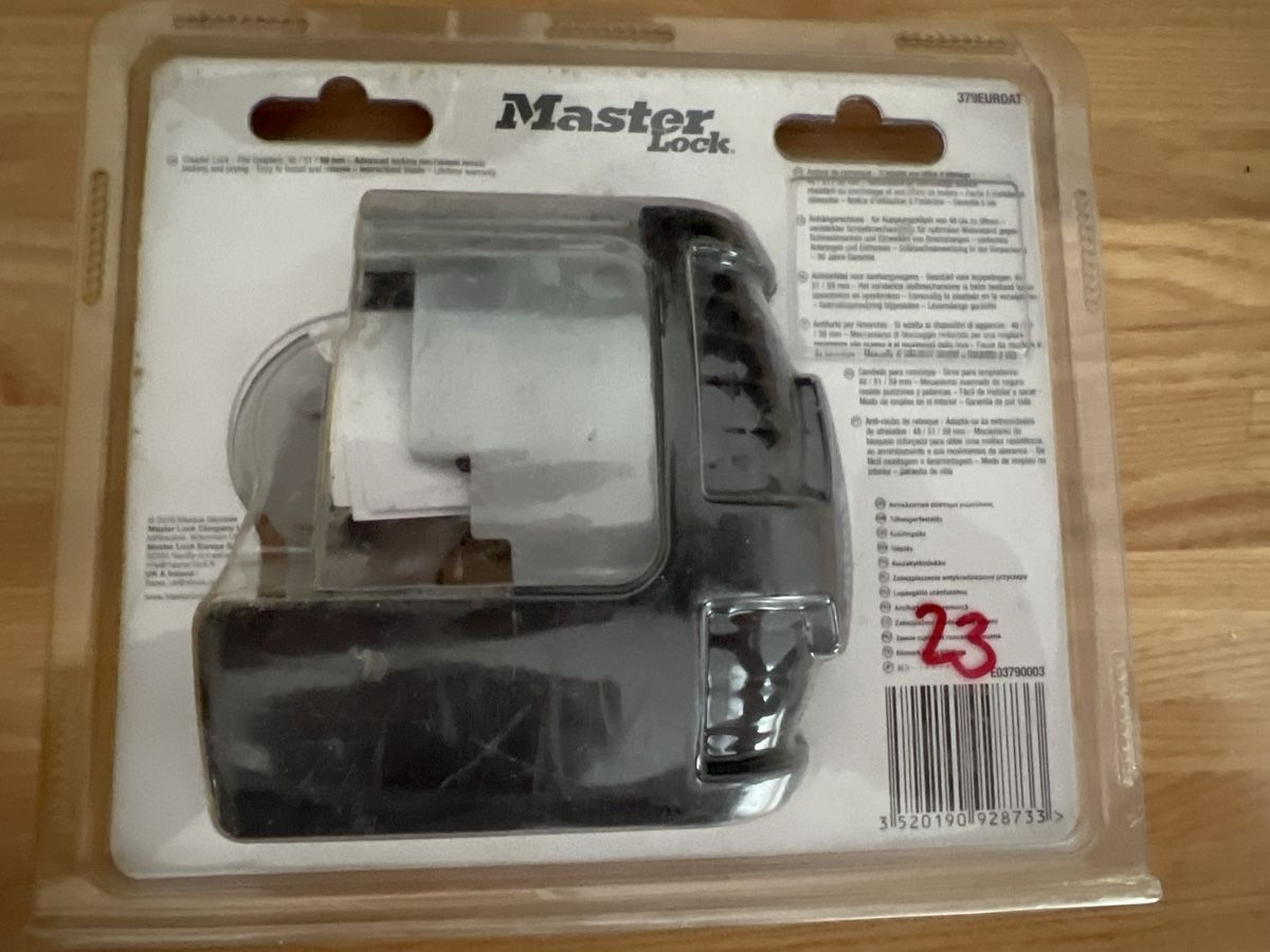 Lucchetti: Anhängerschloss Master Lock neu & originalverpackt – Nuovo e nell'imballaggio originale da Wettingen venduto da Kawasaki987 1