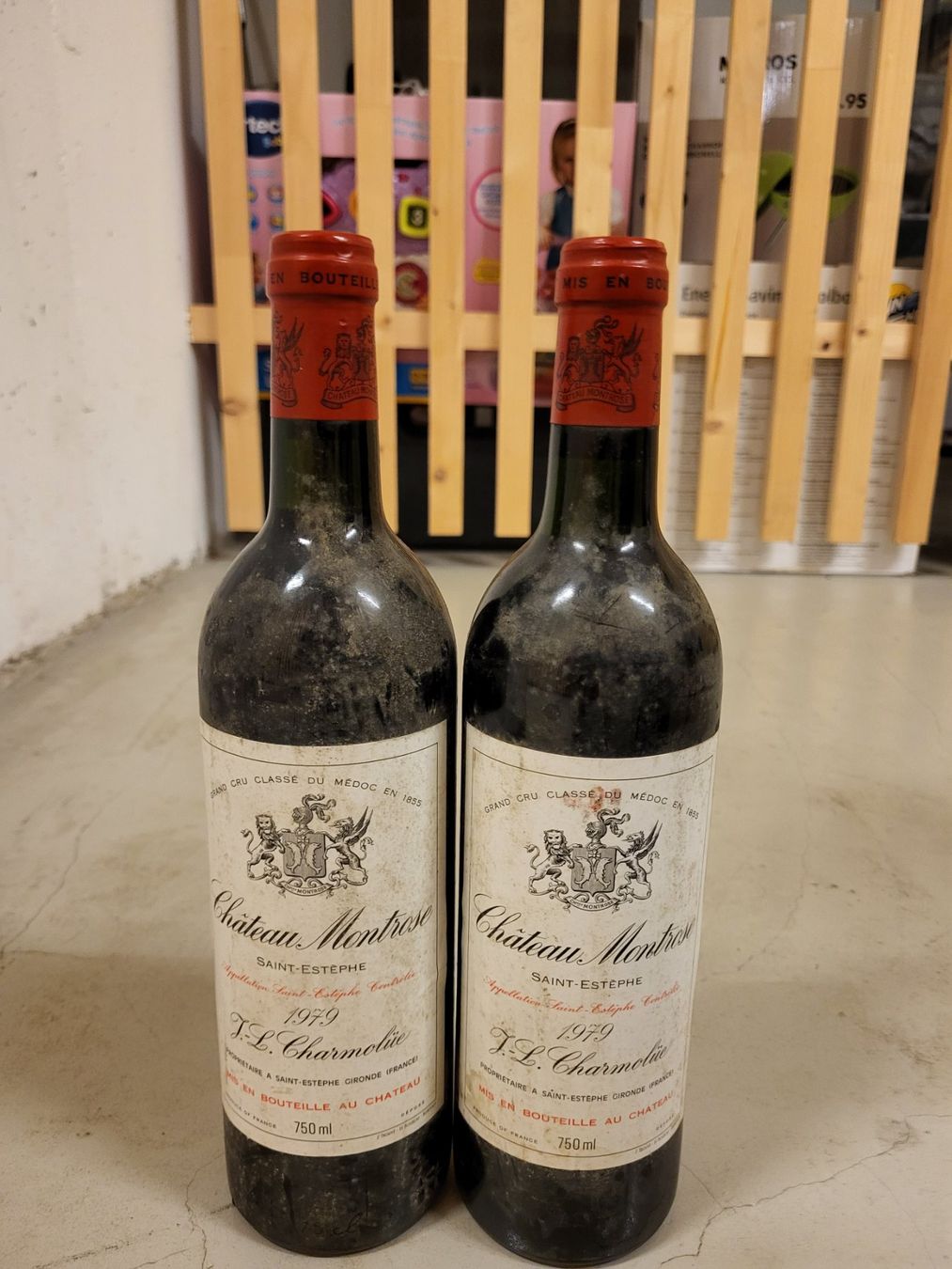 Montrose Vino: 2 Montrose 1979 – Usato da Le Mont-sur-Lausanne venduto da winelover1018