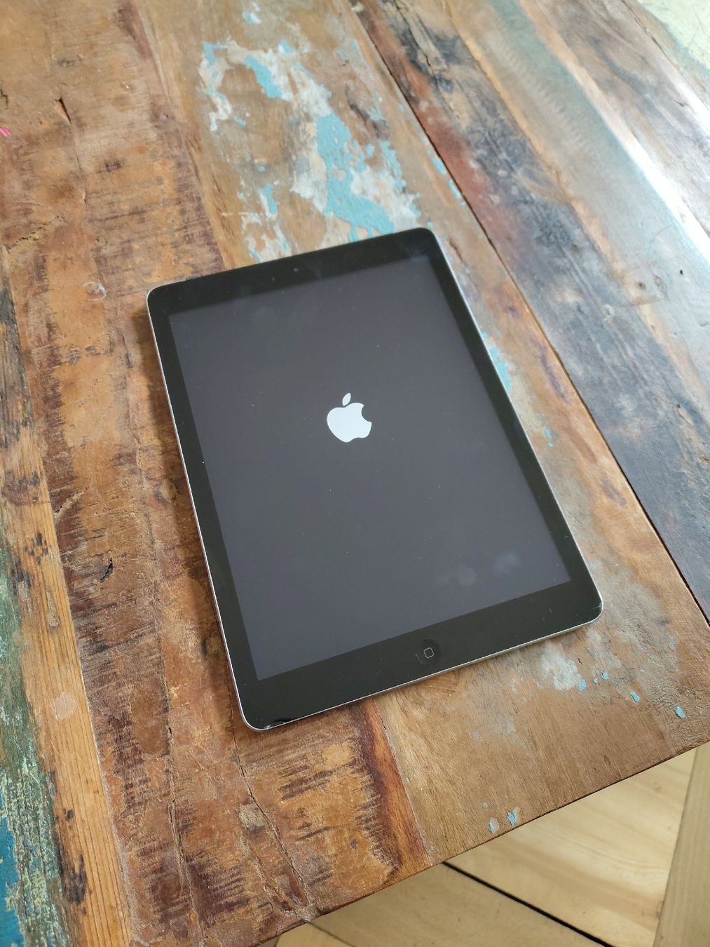 Apple Tablet PC: Apple iPad Air – Usato da Olten venduto da so.bi