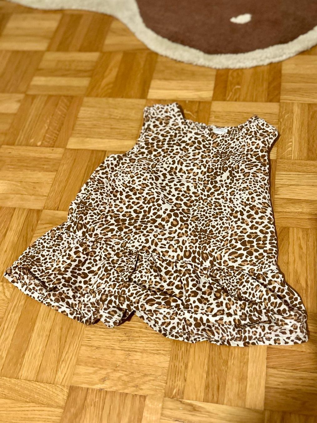 Camicette, T-shirt & Top: Leo Top Grösse 110 neuwertig – Usato da Horgen venduto da RenRio 2