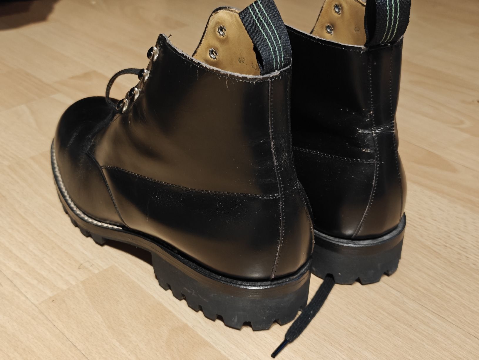 Scarpe da uomo: Schwarze Boots 42 – Usato da Malans GR venduto da mesmen 3