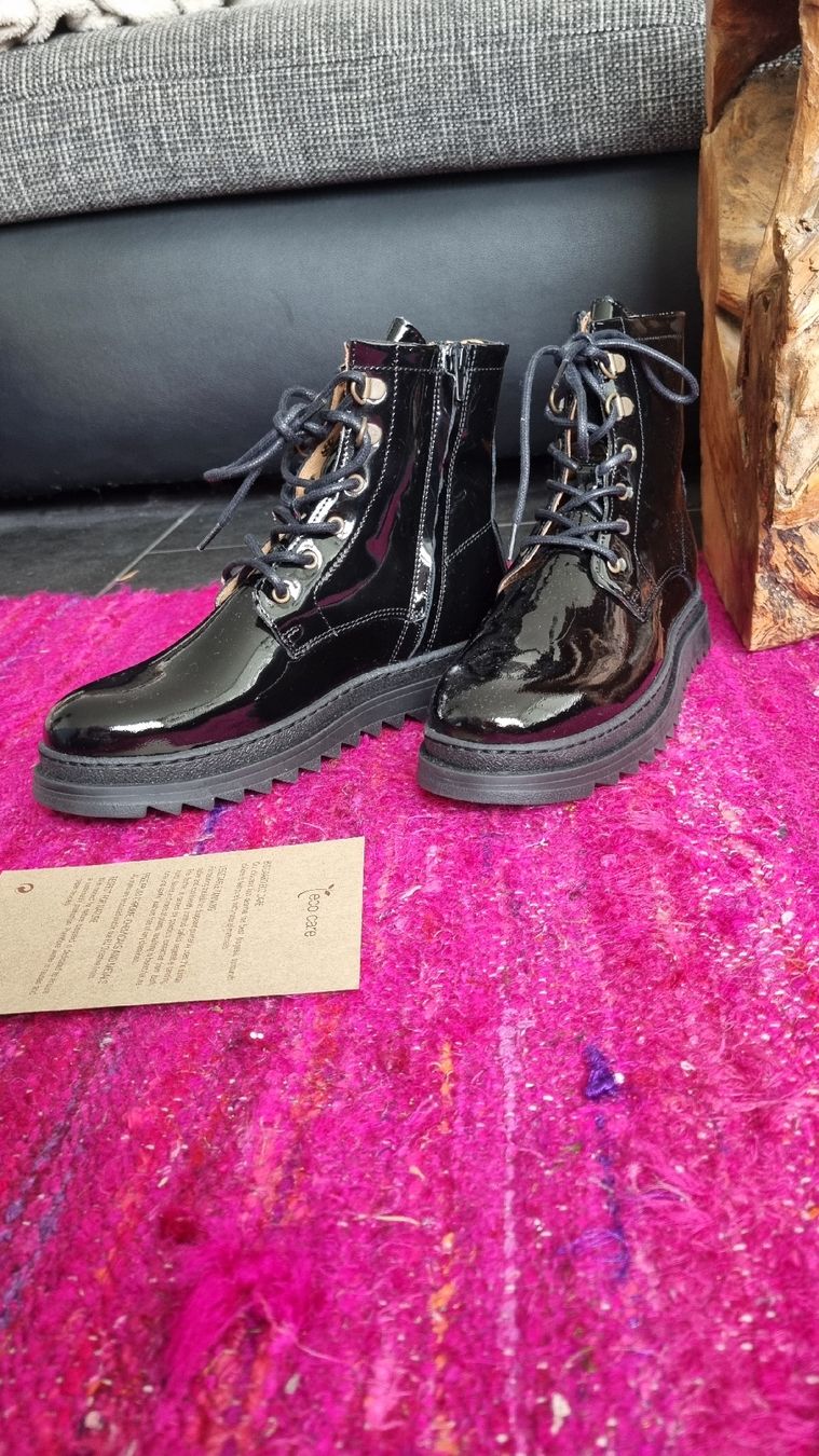 Bisgaard Scarpe per ragazze: bisgaard Stiefel 36 Lackleder neu – Nuovo (secondo la descrizione) da Bad Zurzach venduto da Mfritzli