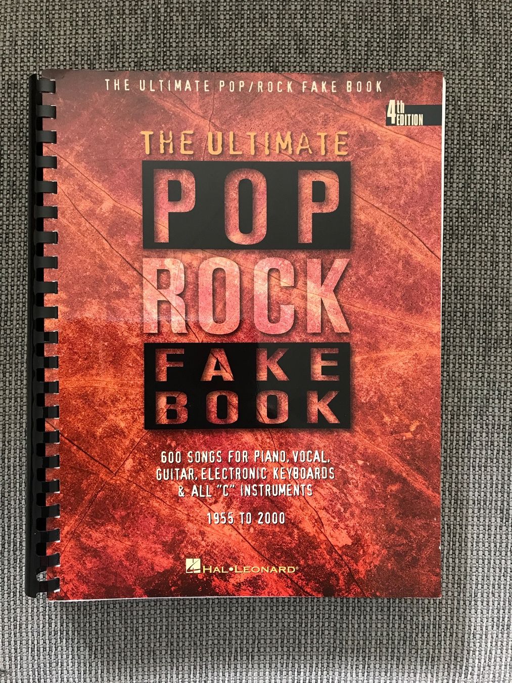 Libri: The Ultimate Pop Rock Fake Book – Nuovo (secondo la descrizione) da Bremgarten AG venduto da Belana0
