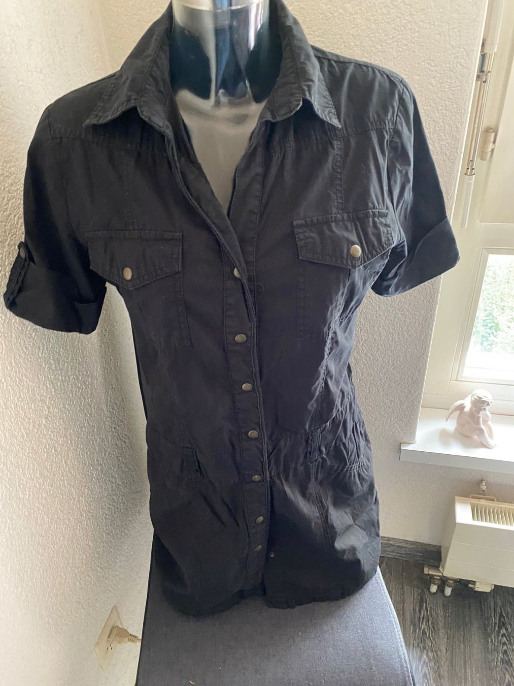 Kleider: Amisu Kleid schwarz Grösse 40 – Gebraucht aus Allenwinden von Obalu 2