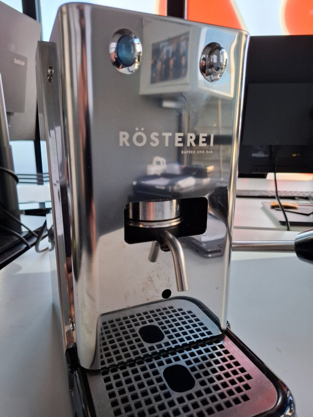Kaffeemaschinen & Espressomaschinen: Kaffeemaschine, FlyTek, ZIP Basic – Gebraucht aus Steffisburg von Aesszimmer