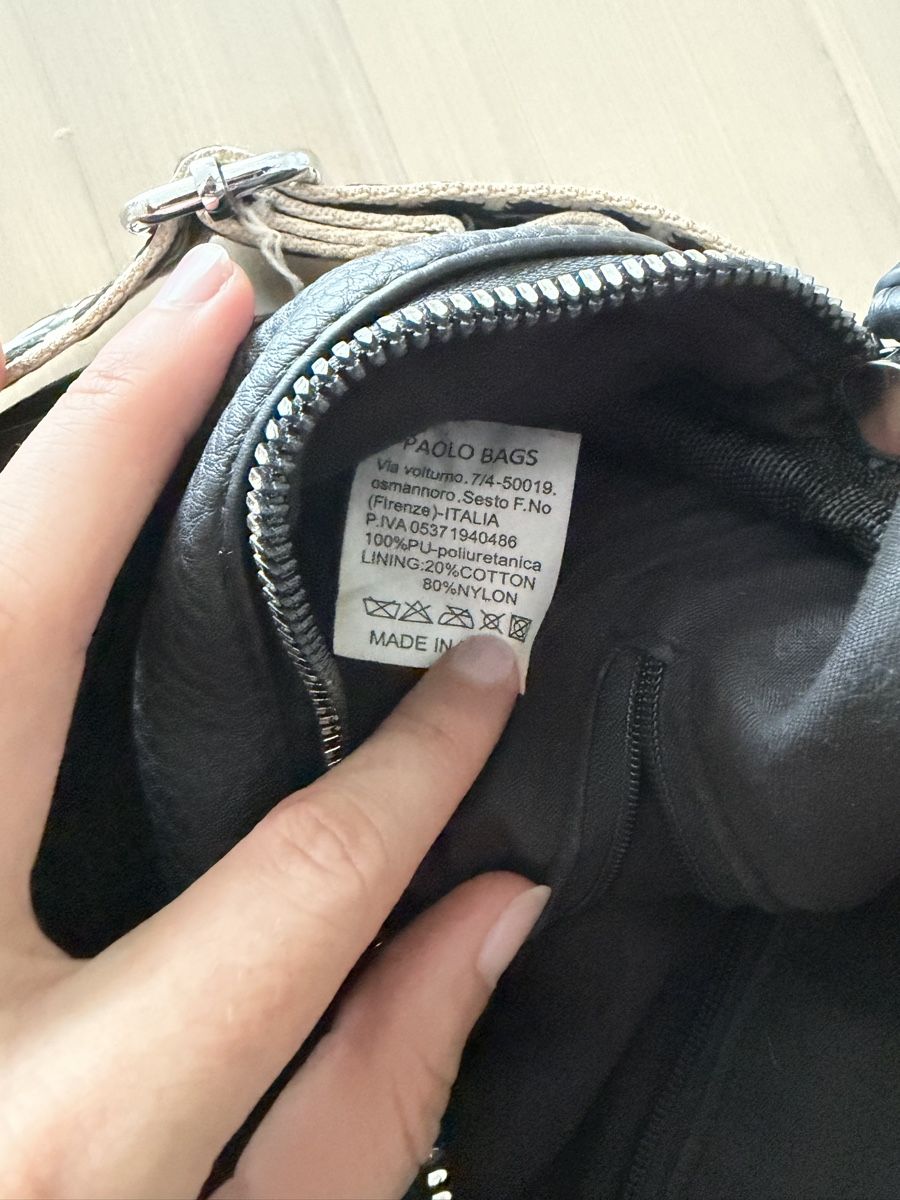 Borse da donna: Praktische Bauchtasche schwarz – Usato da Winterthur venduto da saram26 4