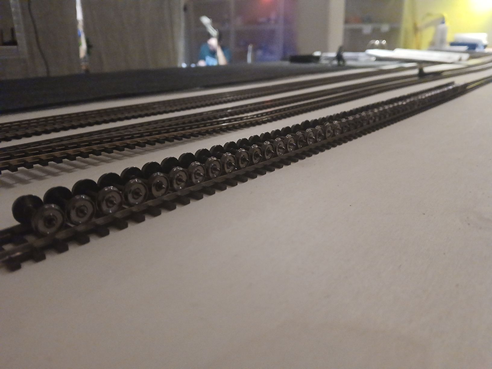 Modellini di ferrovie: H0 DC Achsen Ca. 50-60Stk – Usato da Brügg BE venduto da Just_standing_here