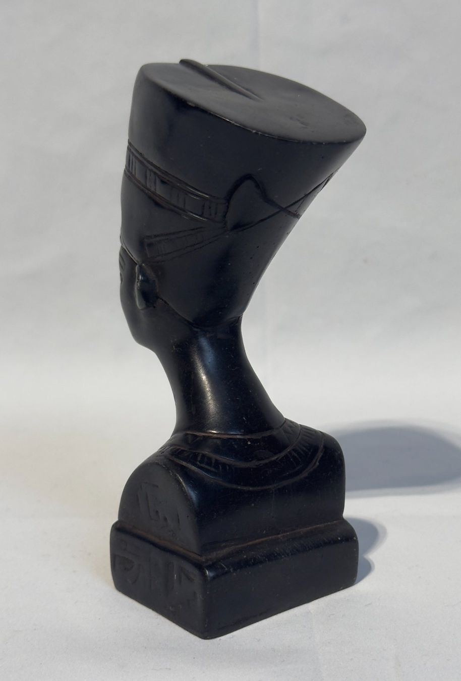 Skulpturen & Statuen: Buste de Nefertiti en résine – Gebraucht aus Tramelan von lolopat 2