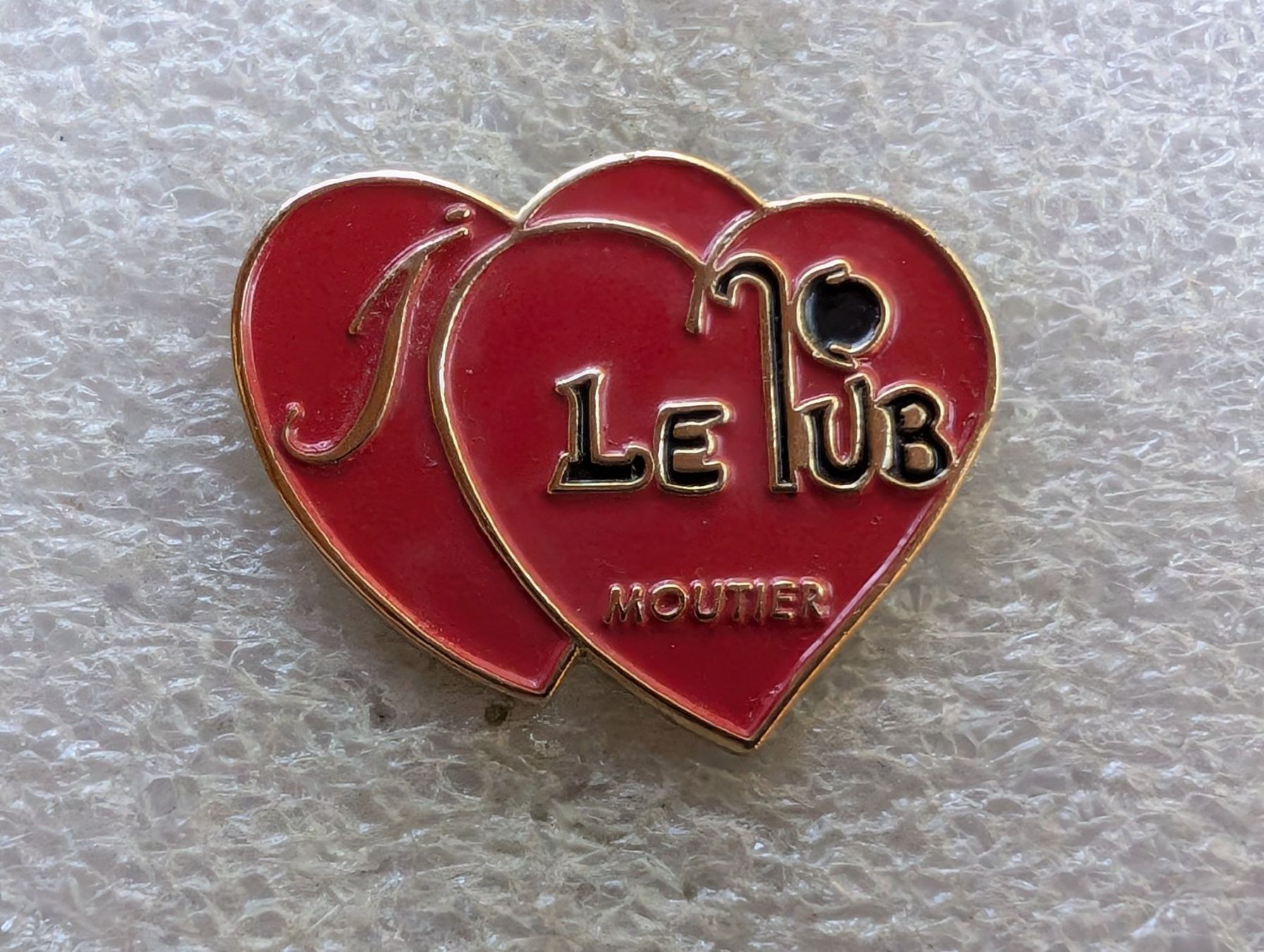 Placchette & Badge: Ansteckpin 87: Le Pub Moutier – Usato da Oppligen venduto da Pin-Fall-Shop