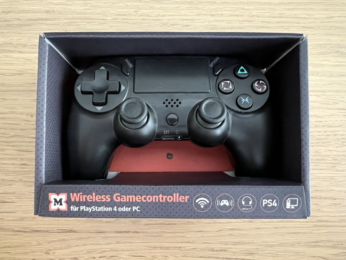 Sony Console: PS4 Konsole mit 500 GB, Controller und 2 Spielen – Usato da Rheinfelden venduto da gm12345 2