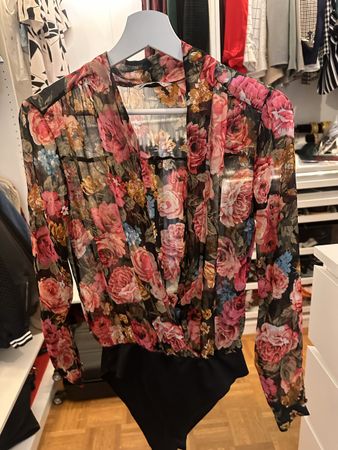 Romantischer Blumen Body, Gr. M, perfekt für den Sommer! (54