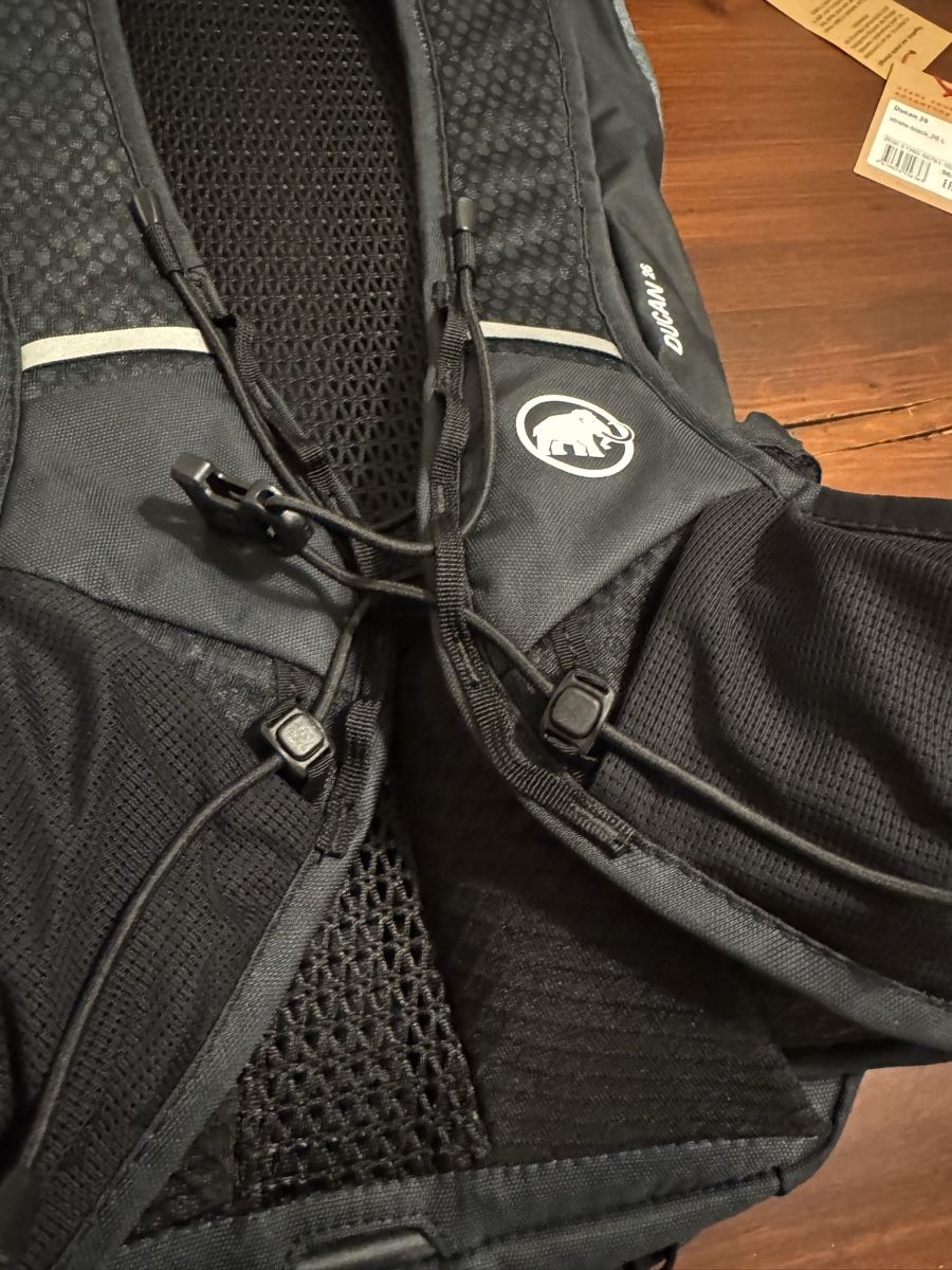 Mammut Zaini: Mammut Ducan 26l Rucksack – Nuovo (secondo la descrizione) da Buonas venduto da Mikesteal 3