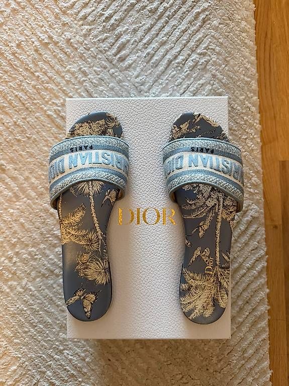 Dior Scarpe da donna: Sandales Dior 39 – Usato da Le Lignon venduto da maj_bn2k