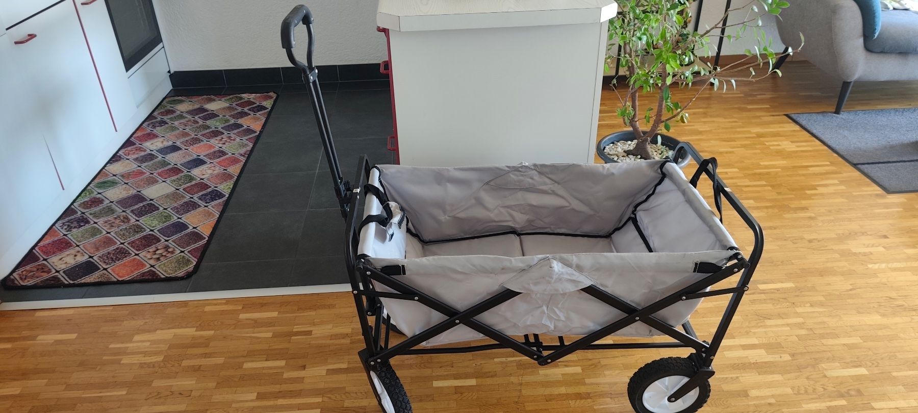 Chariots de transport: Chariot de jardin pliable gris – D'occasion à Aigle par Dadavd 5
