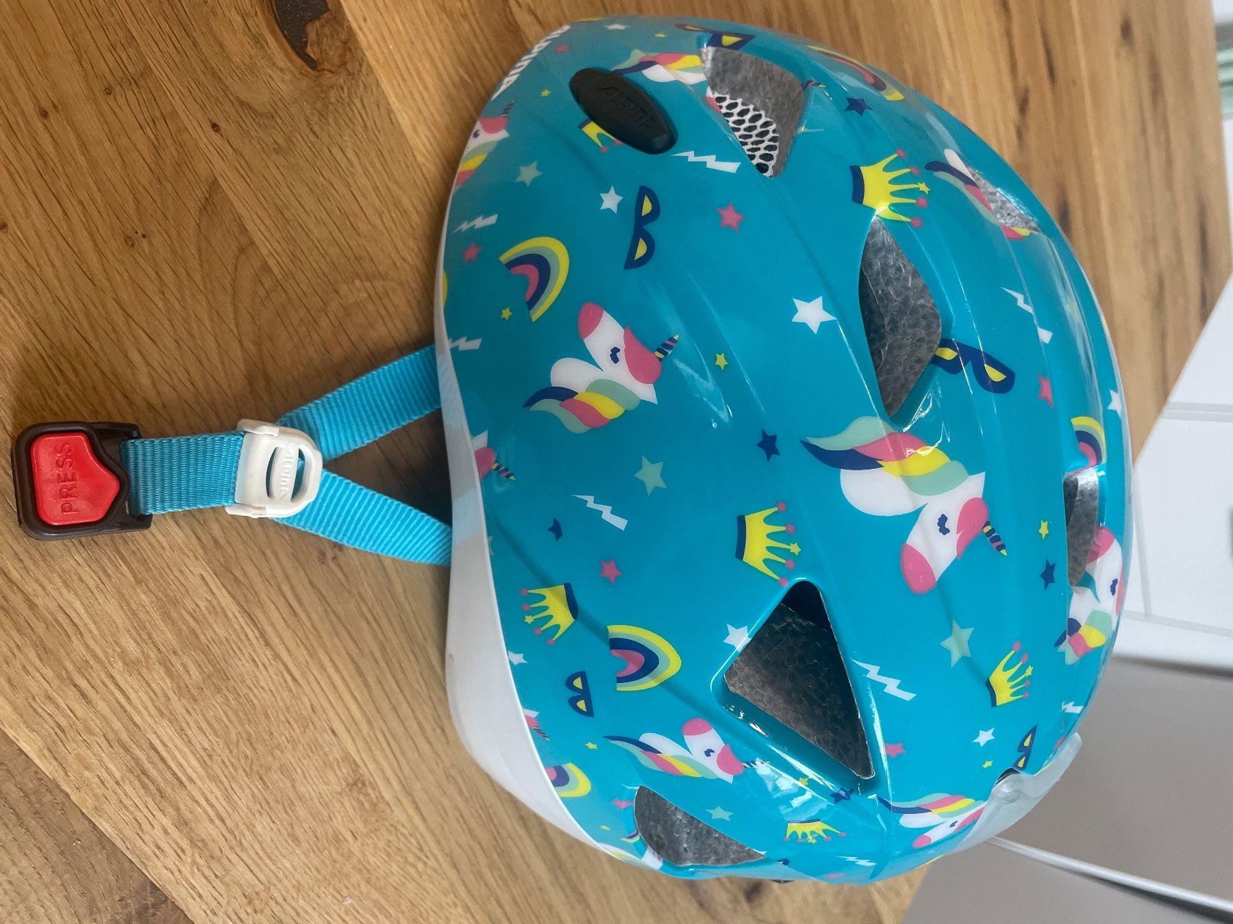 Alpina Caschi: Velohelm Alpina – Usato da Zürich venduto da ann_wr9n
