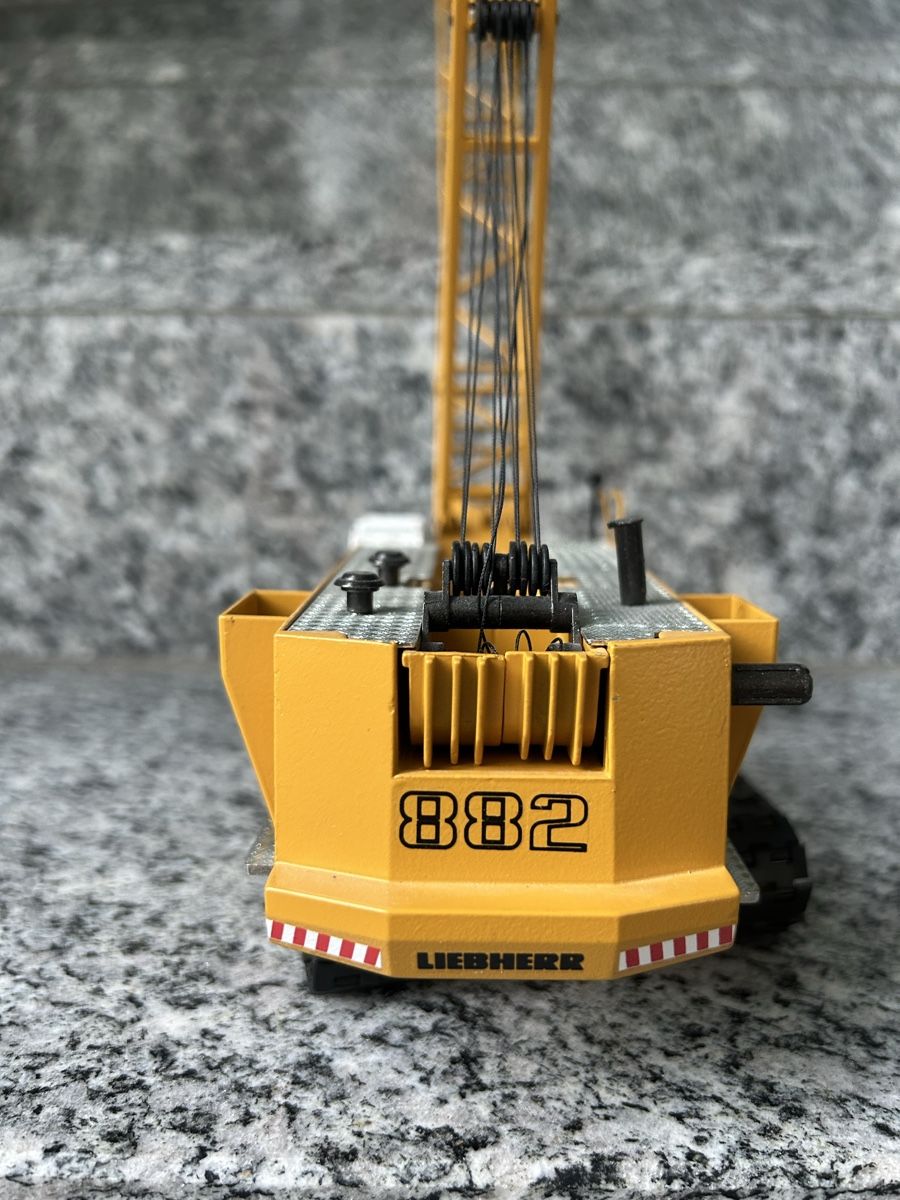 Liebherr Kits de montage: Liebherr 882 , Eberhard, 1:50 – D'occasion à Horw par Tigercat635 2
