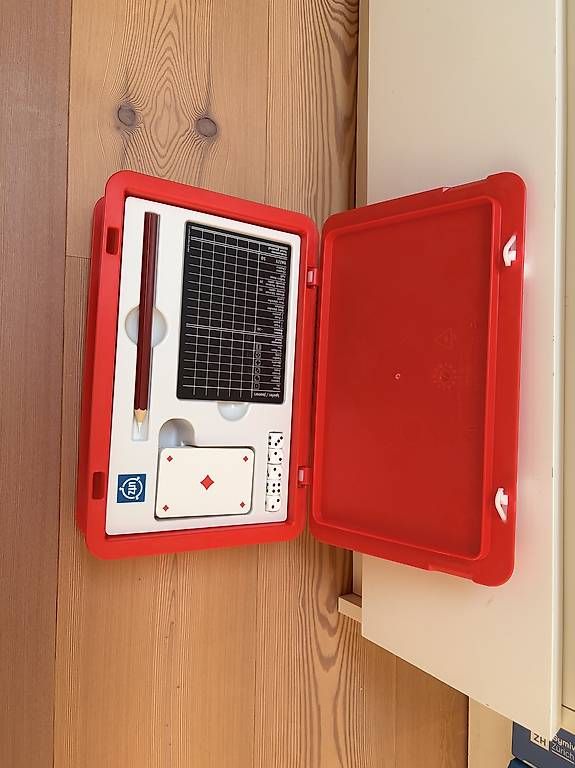 Giochi: Spiele – Usato da Zumikon venduto da jacobsensvenerik911 1