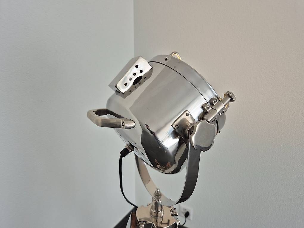Micasa Lampade: Stehlampe im Scheinwerfer-Design – Usato da Schaan venduto da m_w8er 2