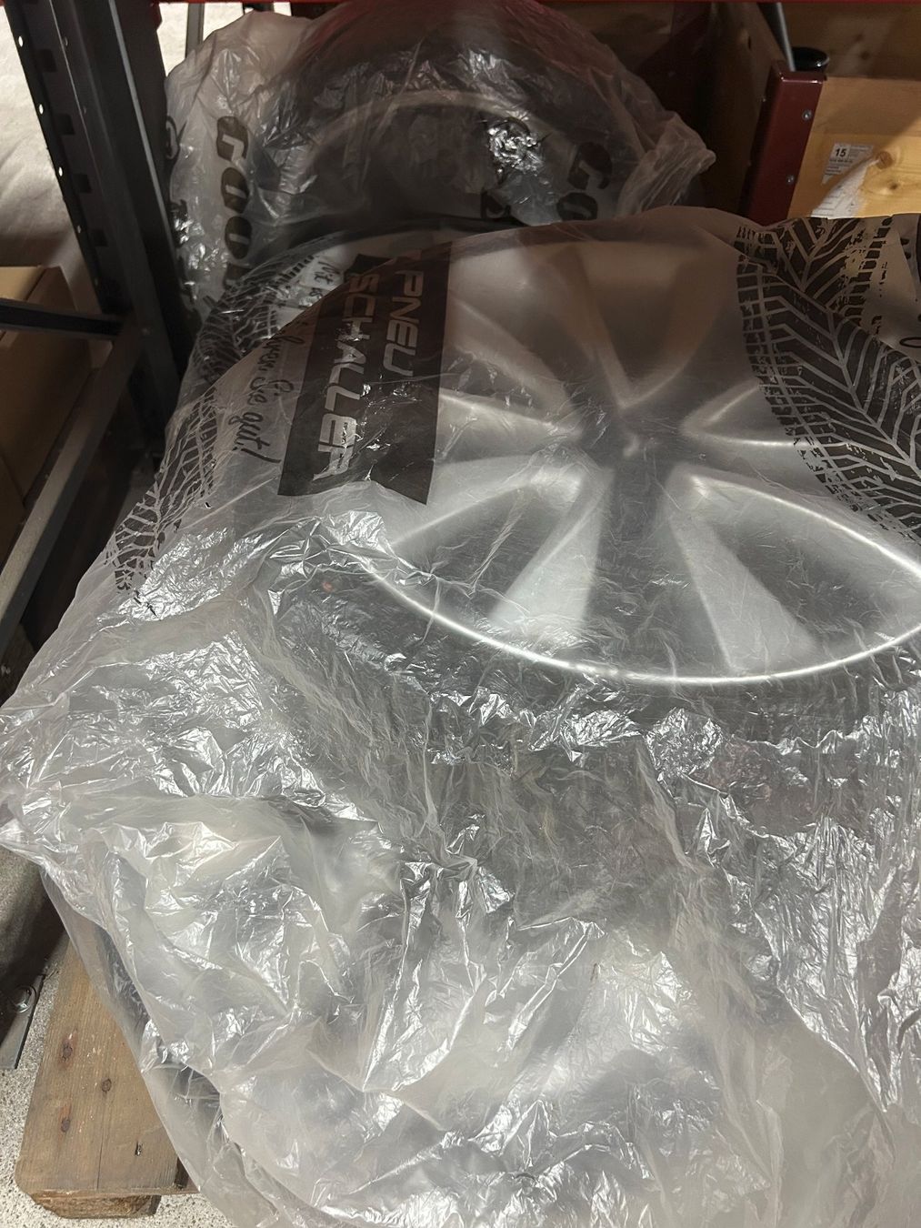 Pneumatici & Ruote complete: Autoreifen Tesla Model 3 – Usato da Dürnten venduto da pat-wet8 1
