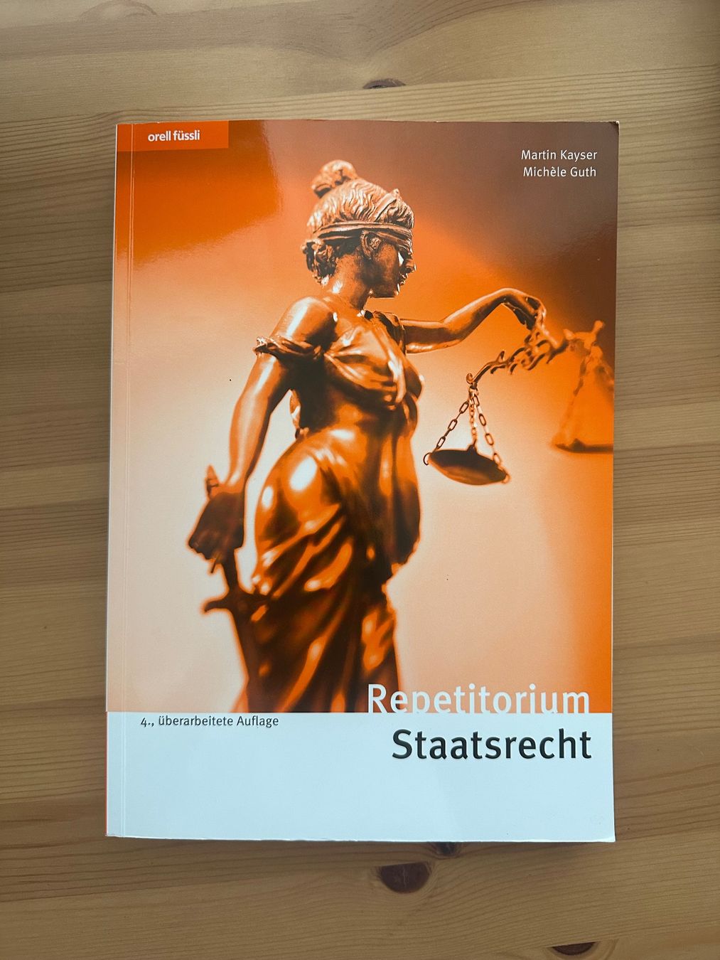 Livres: Staatsrecht Repetitorium – D'occasion à Zug par Lo.s2029