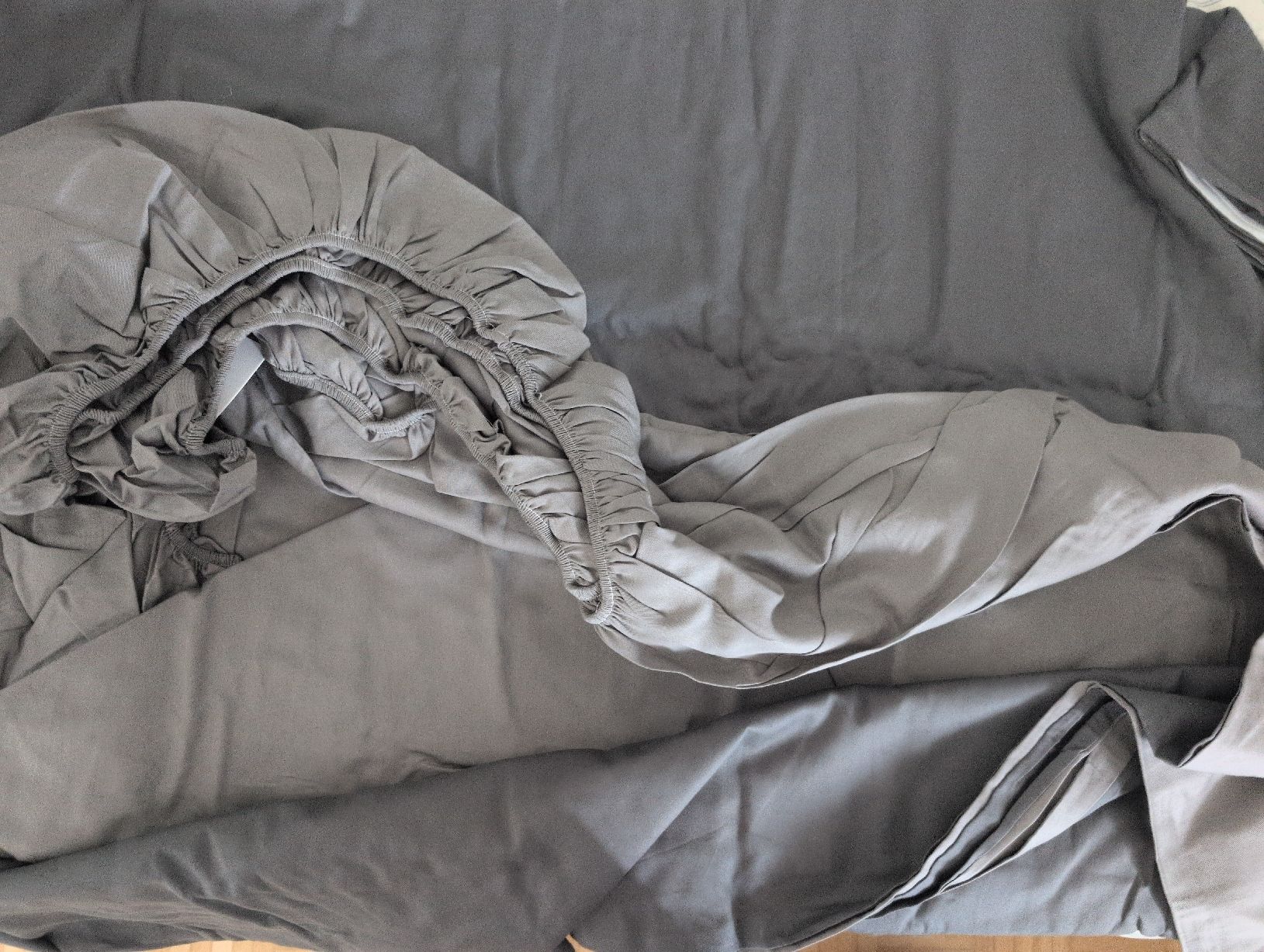 Tessuti: Bedsheet set for 180cm bed grey cotton brand new – Nuovo e nell'imballaggio originale da Basel venduto da jia_2wl9 1