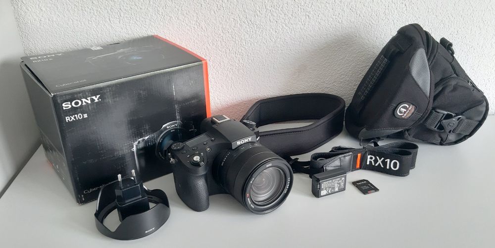 SONY RX10 Mark III Set (Neu (gemäss Beschreibung)) in für CHF 620 – mit ...