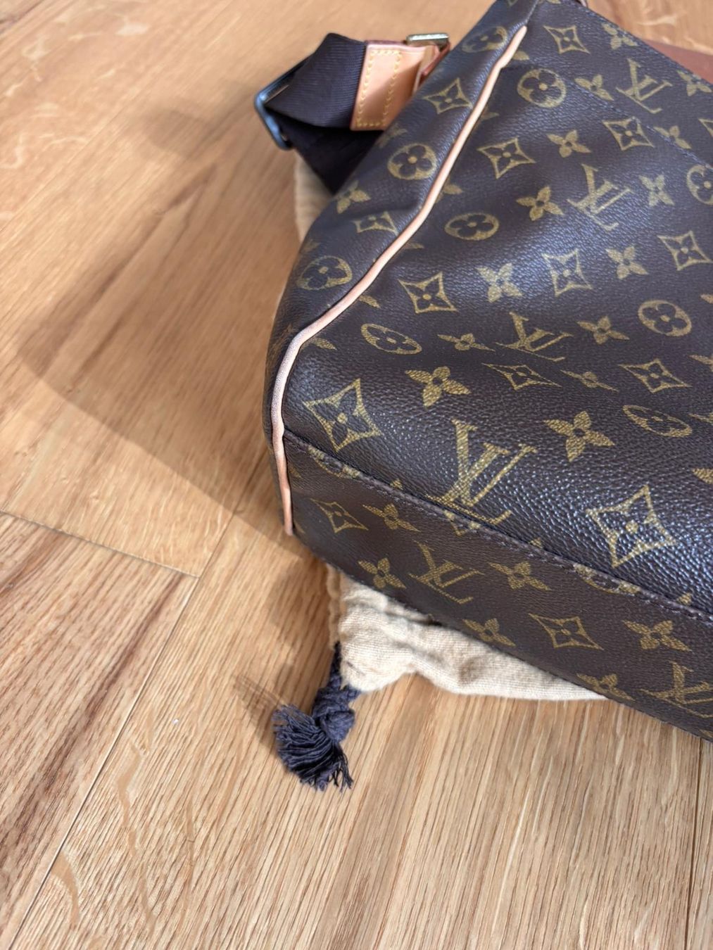 Borse: Sac Louis Vuitton marron authentique avec dustbag! – Usato da La Chaux-de-Fonds venduto da Kent_walker 6