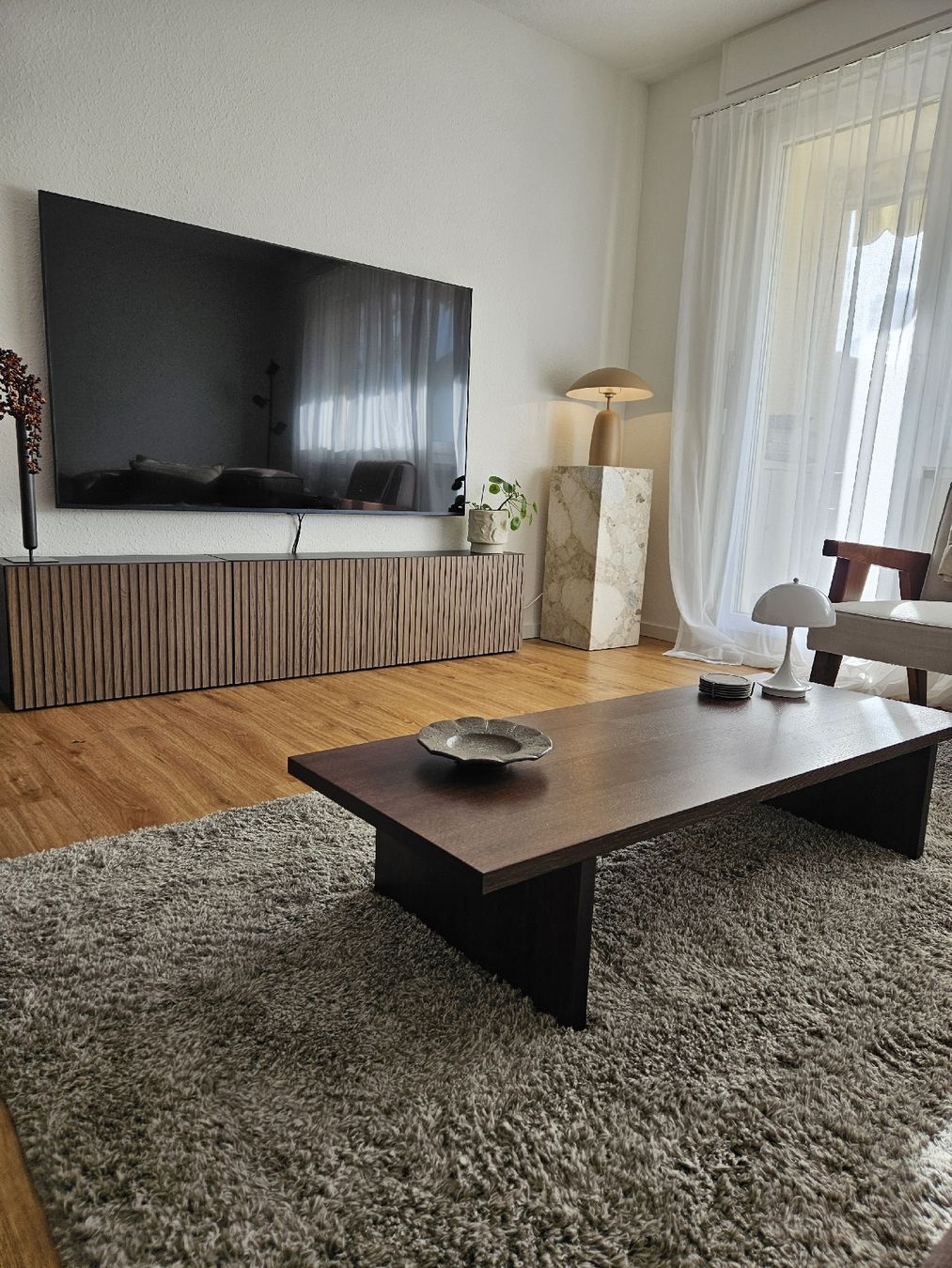 Ikea Cassettiere: TV Möbel Lowboard dunkle Eiche – Nuovo (secondo la descrizione) da Gossau SG venduto da Ma_rija92