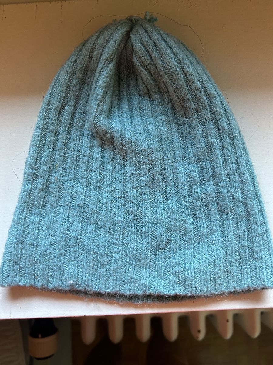 Copricapi, berretti & cappellini: Bonnet côtelé turquoise doux – Nuovo (secondo la descrizione) da St-Prex venduto da mar_f6t6